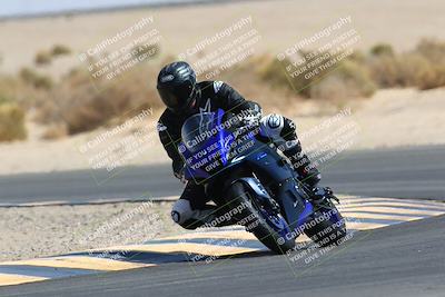 media/Mar-28-2022-Superbike Trackdays (Mon) [[b8603d0f67]]/Open Track Time/Turn 16/